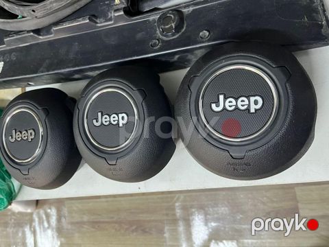 "Jeep Wrangler 2019-2025 Plug" sükanın yastığı — Bakı