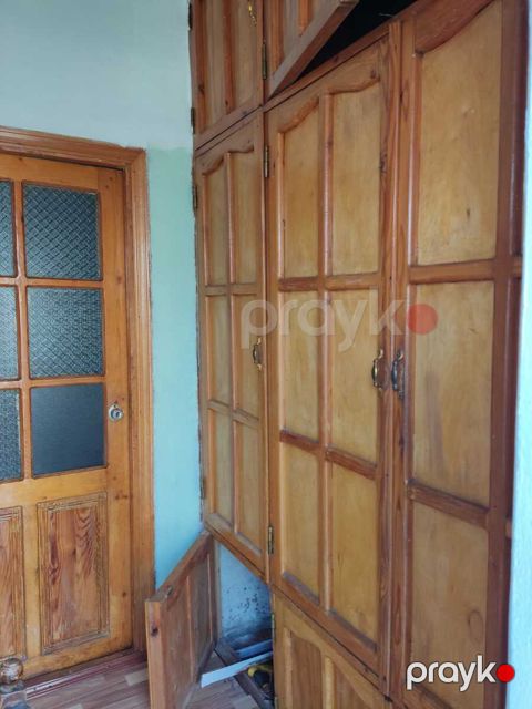 İcarəyə verilir 2 otaqlı köhnə tikili 65 m² — Bakı