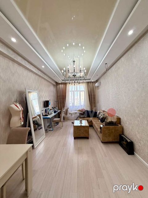 Satılır 3 otaqlı yeni tikili 86 m²