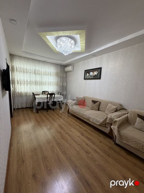 Satılır 2 otaqlı köhnə tikili 40 m² — Bakı