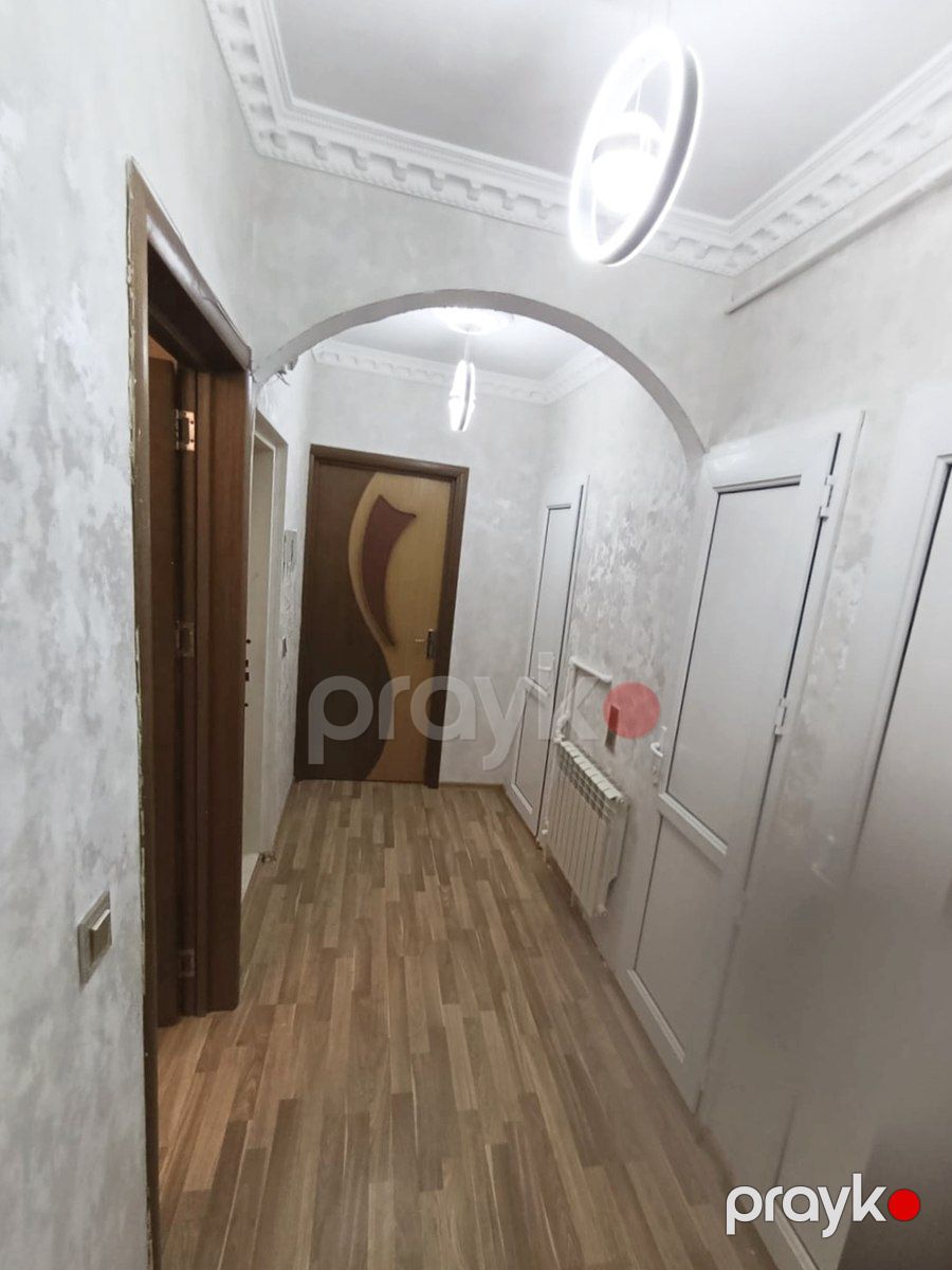 Satılır 2 otaqlı köhnə tikili 70 m² — Mənzil, Bakı (11)