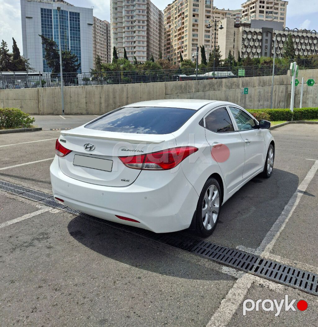 Hyundai Elantra: 1.8 l 2013 il Sedan — Avtomobillər, Bakı (6)