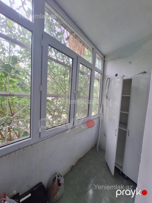 Satılır 3 otaqlı Bina evi menzil (Köhnə tikili), 72 m², 10-cu mikrorayon — Mənzil, Sumqayıt (8)