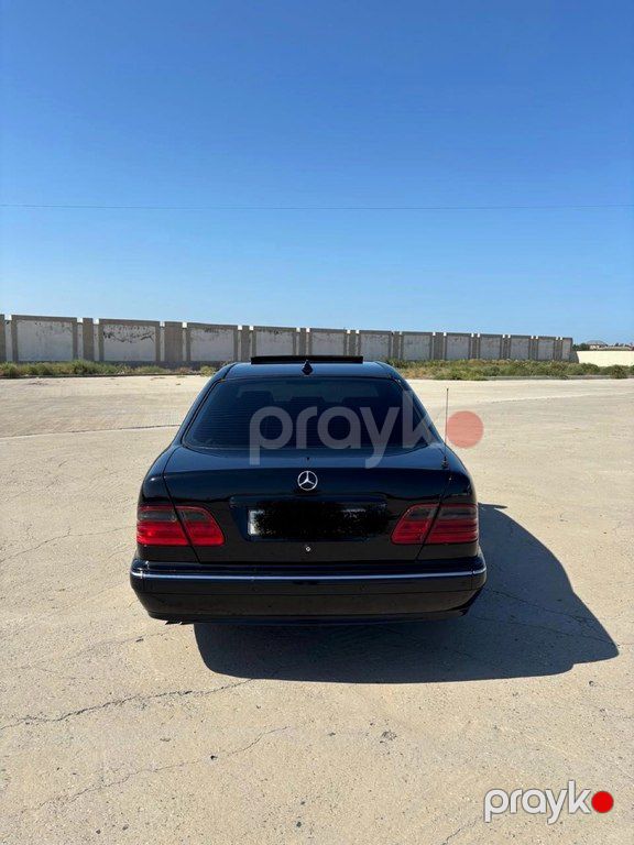 Mercedes E 320, 3.2 L, 2000 il, 277 000 km — Avtomobillər, Bakı (2)