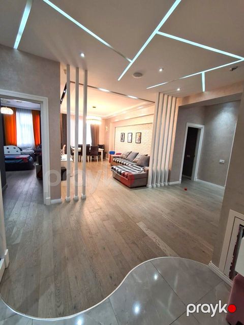 Satılır 3 otaqlı yeni tikili 125 m² — Bakı
