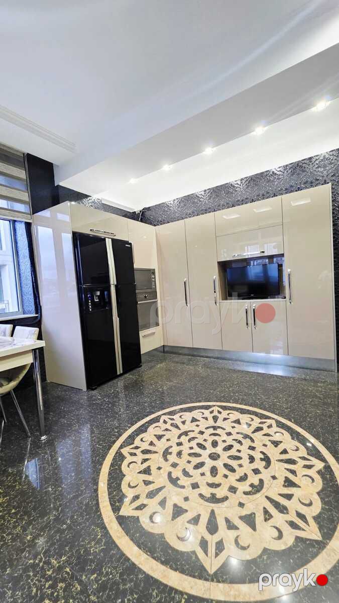 İcarəyə verilir 3 otaqlı yeni tikili 170 m² — Mənzil, Bakı (9)
