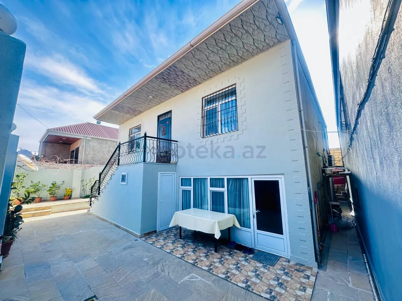 Satılır: 8 Otaq, Evlər/Villalar, Binəqədi r., Binəqədi q., 218.00 m²