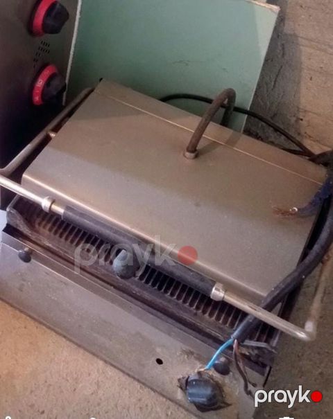 Nure Toster satılır 150 AZN Müşfiqabad qəsəbəsi Kod — Bakı