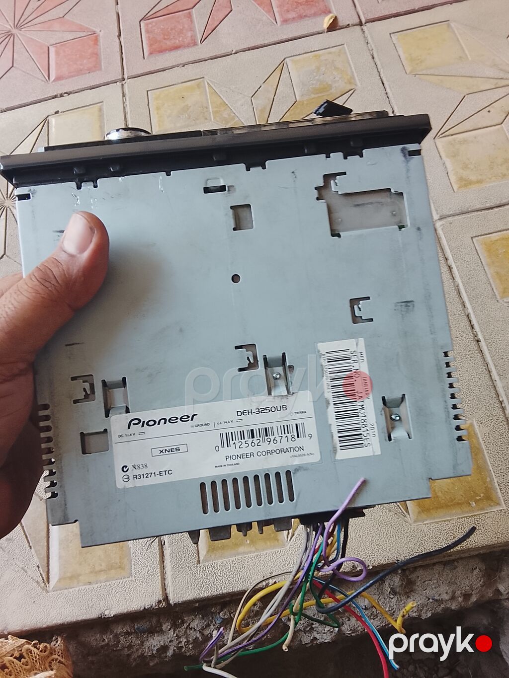 Pioneer DEH-3250UB avtomobil maqnitolası Xüsusiyyətlər: - Ön paneldə — Avtomobil akustikası, Gəncə (2)