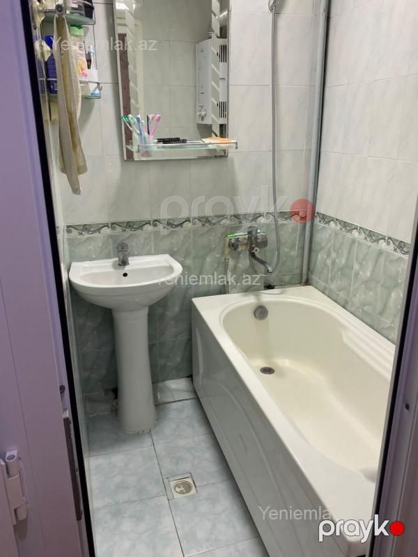 Satılır 4 otaqlı Bina evi menzil (Köhnə tikili), 75 m², Nizami rayonu — Mənzil, Bakı (4)