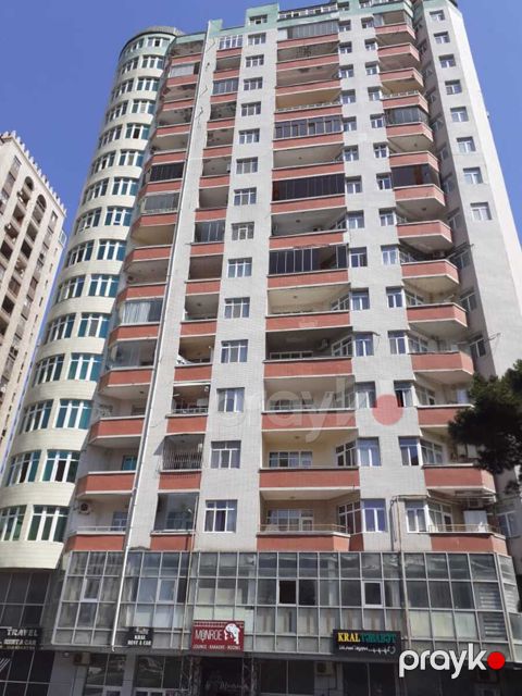 Satılır 3 otaqlı yeni tikili 82 m² — Bakı