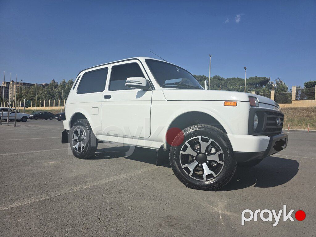 Lada (VAZ) Niva, 1.7 L, 2024 il, 35 000 km — Avtomobillər, Bakı (4)