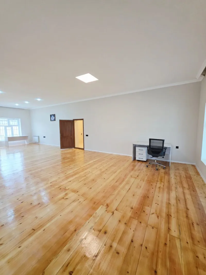 Koroğlu m.st, 5 otaqlı Həyət evi satılır - 240 m², 2 mərtəbə, 11 sot — Ev, villa, Bakı (2)