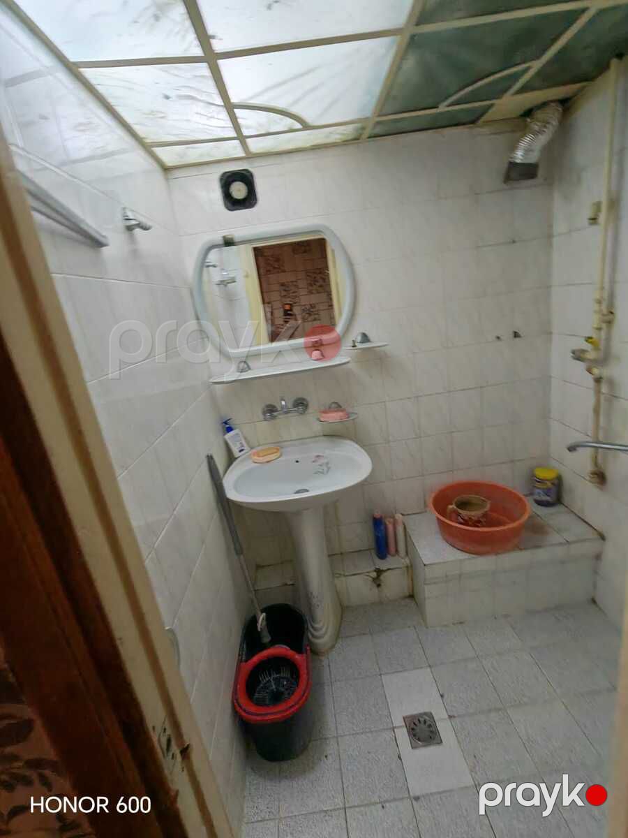 Satılır 3 otaqlı köhnə tikili 65 m² — Mənzil, Bakı (8)