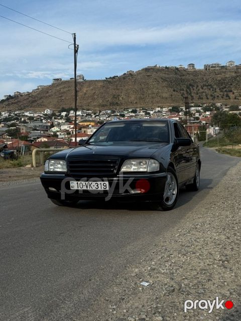 Mercedes C 180, 1.8 L, 1995 il, 452 137 km — Bakı