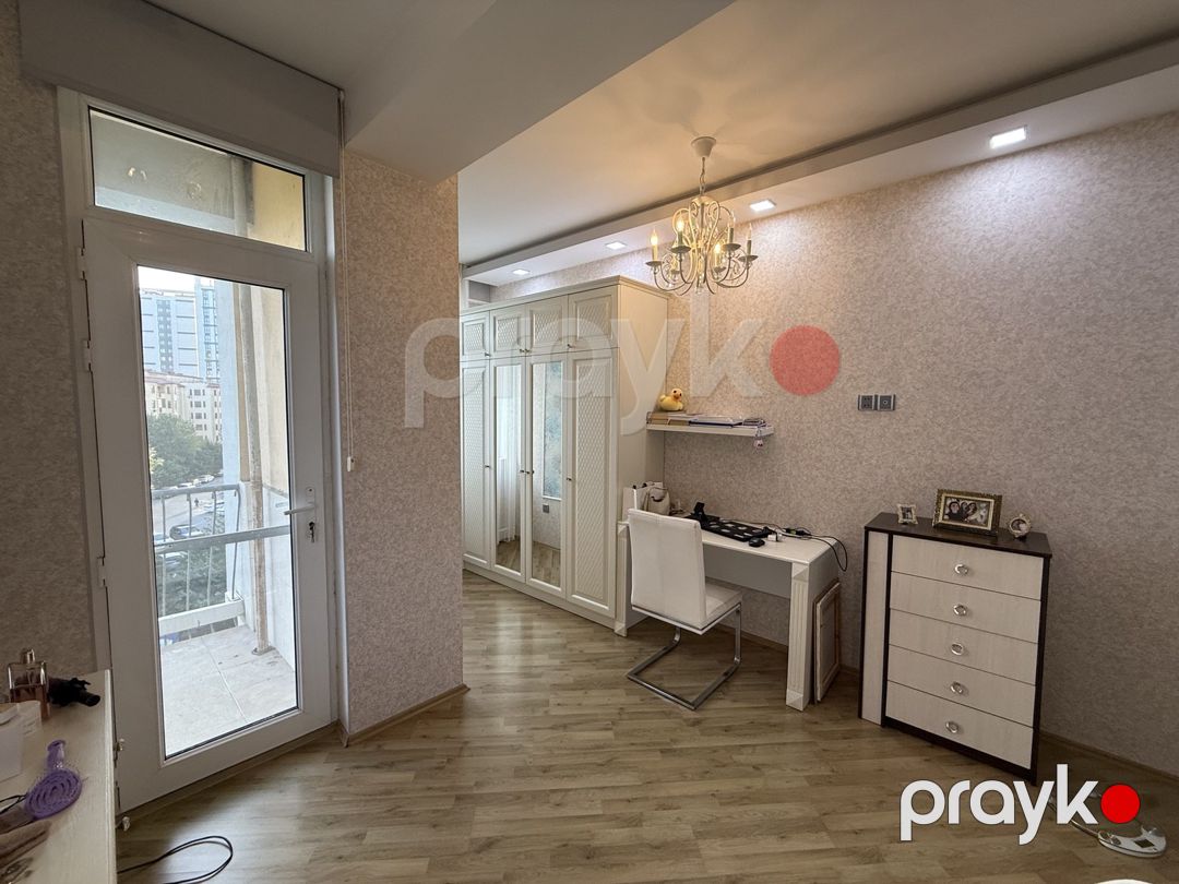 Satılır 4 otaqlı yeni tikili 190 m² — Mənzil, Bakı (10)