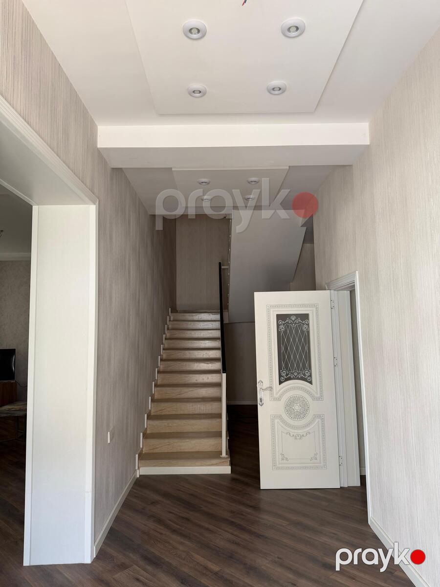 Satılır 5 otaqlı həyət evi/bağ evi 280 m² — Ev, villa, Bakı (9)