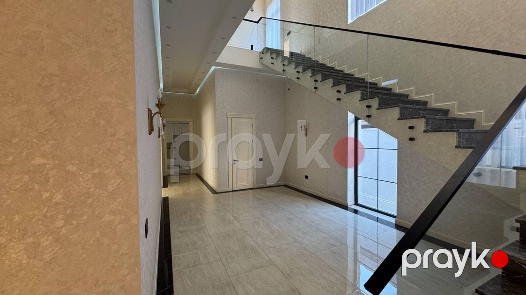 Satılır 6 otaqlı həyət evi/bağ evi 450 m² — Ev, villa, Bakı (5)