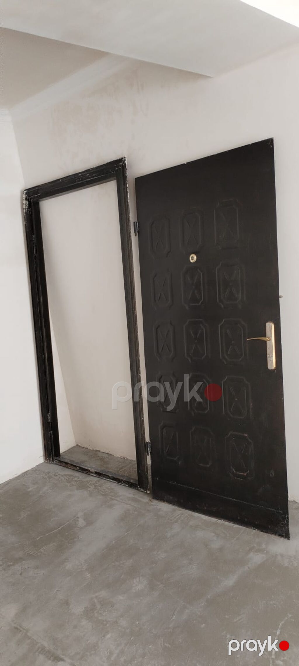 Mənzil qapısı 100×210 ölçüdə. Ünvan: Xırdalan Aaaf Park Əlaqə — Pəncərələr, qapılar, balkonlar, Xırdalan (3)