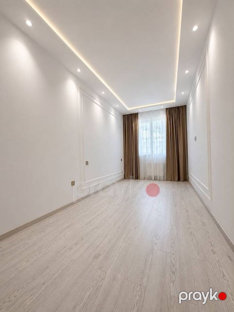 Satılır 3 otaqlı köhnə tikili 45 m² — Bakı