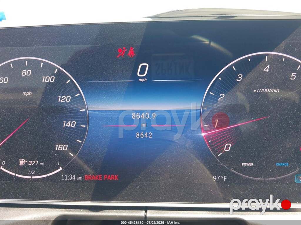 Mercedes C 300 4MATIC, 2.0 L, 2024 il, 8 642 km — Avtomobillər (9)