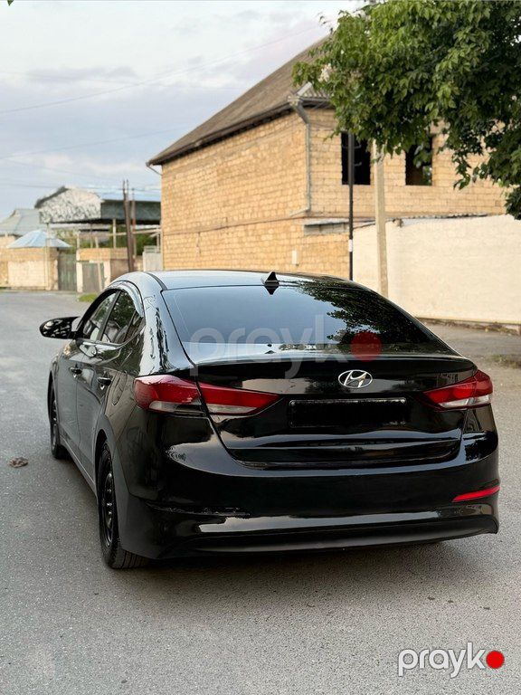 Hyundai Elantra, 2.0 L, 2017 il, 209 215 km — Avtomobillər, Babək (6)