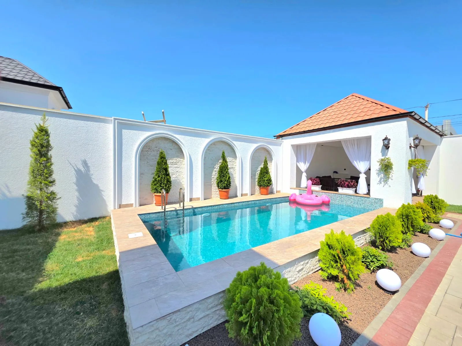 Şüvəlan, 4 otaqlı Həyət evi satılır - 170 m², 1 mərtəbə, 4.5 sot — Bakı