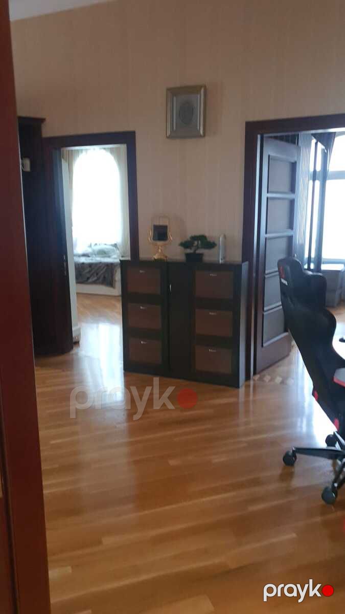 Satılır 6 otaqlı həyət evi/bağ evi 250 m² — Ev, villa, Bakı (12)