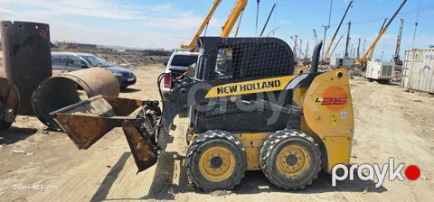 Satış qiyməti 42000 İcarə 5500 Bobcat Newholland L215 İli 2017 — Sumqayıt