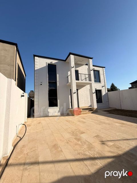 Satılır 5 otaqlı həyət evi/bağ evi 200 m² — Bakı