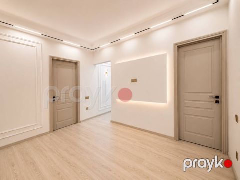 Satılır 2 otaqlı köhnə tikili 55 m² — Bakı
