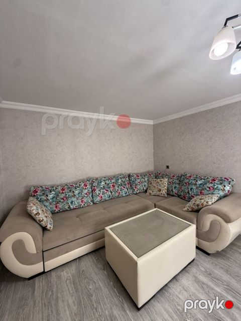 Künc divan dəsti və pouf/çoxfunksiyalı masa - Künc forması: L-tip — Xırdalan