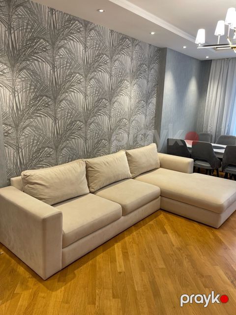Divan — Bakı