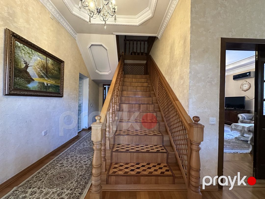 Villa, Həzi Aslanov qəs — Ev, villa, Bakı (7)