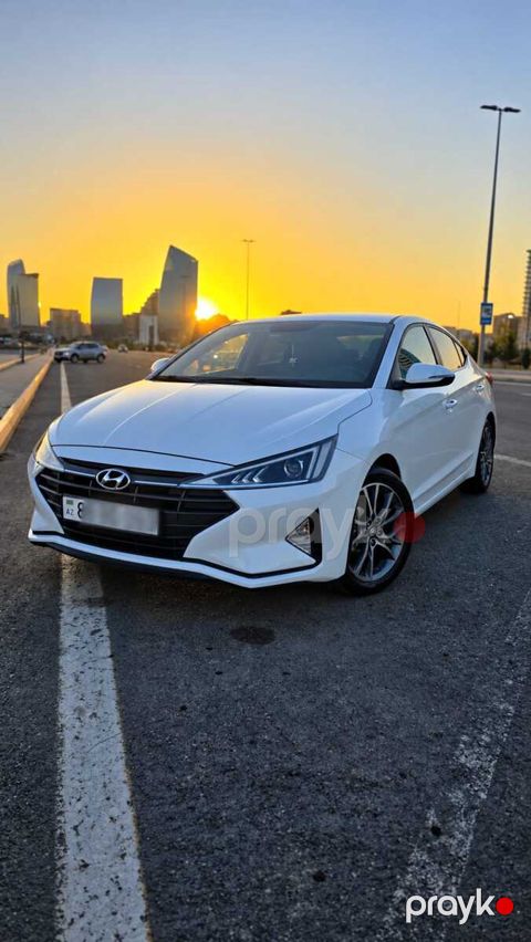 Hyundai Avante, 2018 il — Bakı