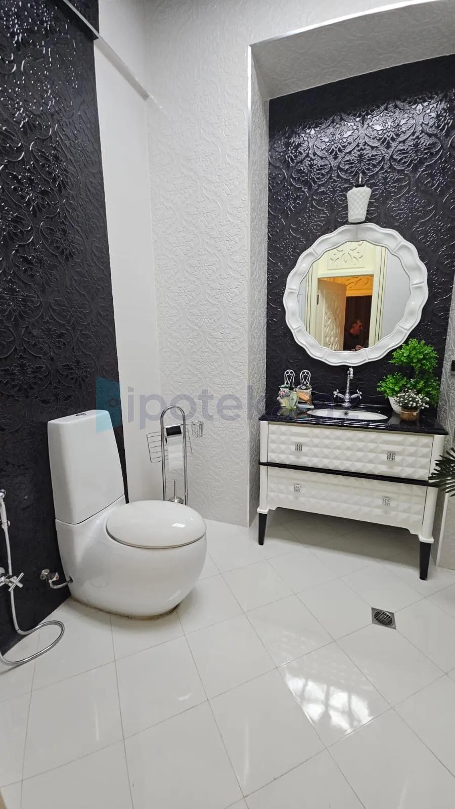 Satılır: 3 Otaq, Köhnə tikili, Səbail r., 110.00 m² — Mənzil, Bakı (9)
