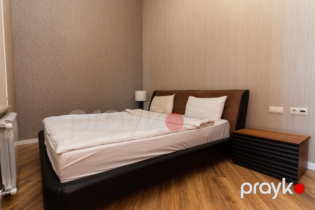 İcarəyə verilir 2 otaqlı köhnə tikili 131 m² — Mənzil, Bakı (11)