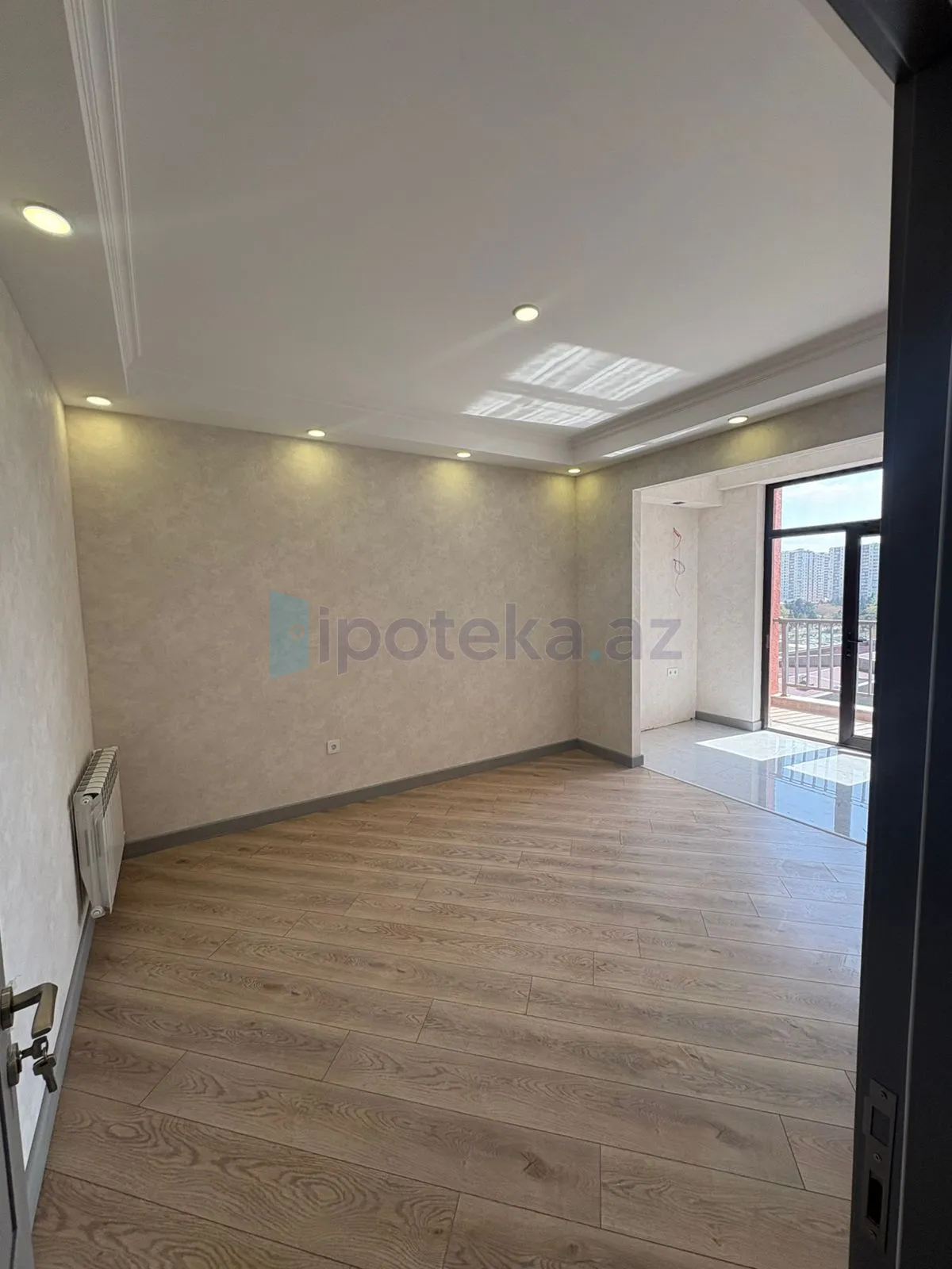 Satılır: 2 Otaq, Yeni tikili, Binəqədi r., 7-ci mkr q., 61.00 m² — Bakı