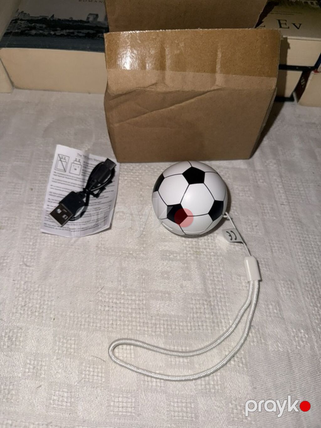 Yeni, futbol topu dizaynında bluetooth qulaqlıq. Tam yenidir — Qulaqcıqlar, Digah (3)