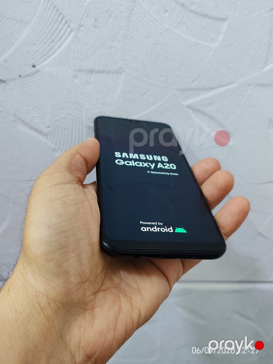 Samsung Galaxy A20 Black 32GB/3GB — Smartfonlar, Bakı