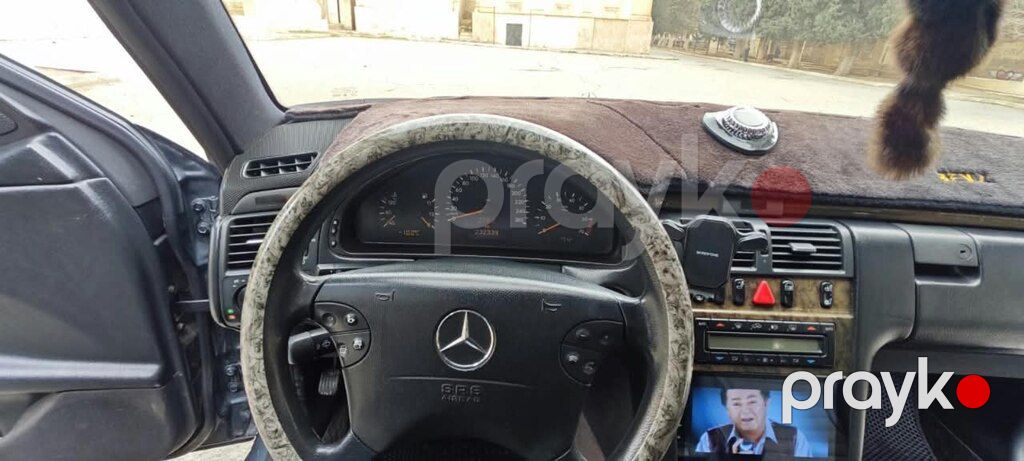 Mercedes E 320, 3.2 L, 1997 il, 297 790 km — Avtomobillər, Bakı (10)
