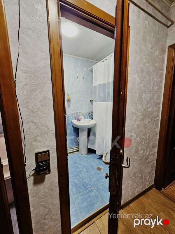Satılır 2 otaqlı Bina evi menzil (Köhnə tikili), 55 m², 10-cu mikrorayon — Mənzil, Sumqayıt (11)