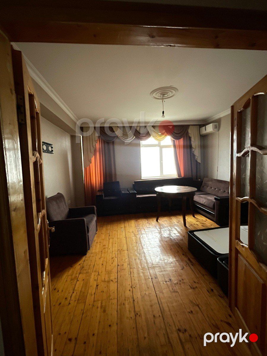 Satılır 1 otaqlı köhnə tikili 58 m² — Mənzil, Bakı (4)