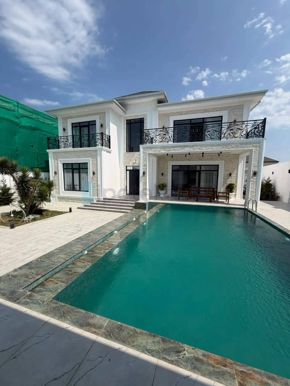 Satılır: 5 Otaq, Bağlar, Xəzər r., Mərdəkan q., 250.00 m² — Mərdəkan