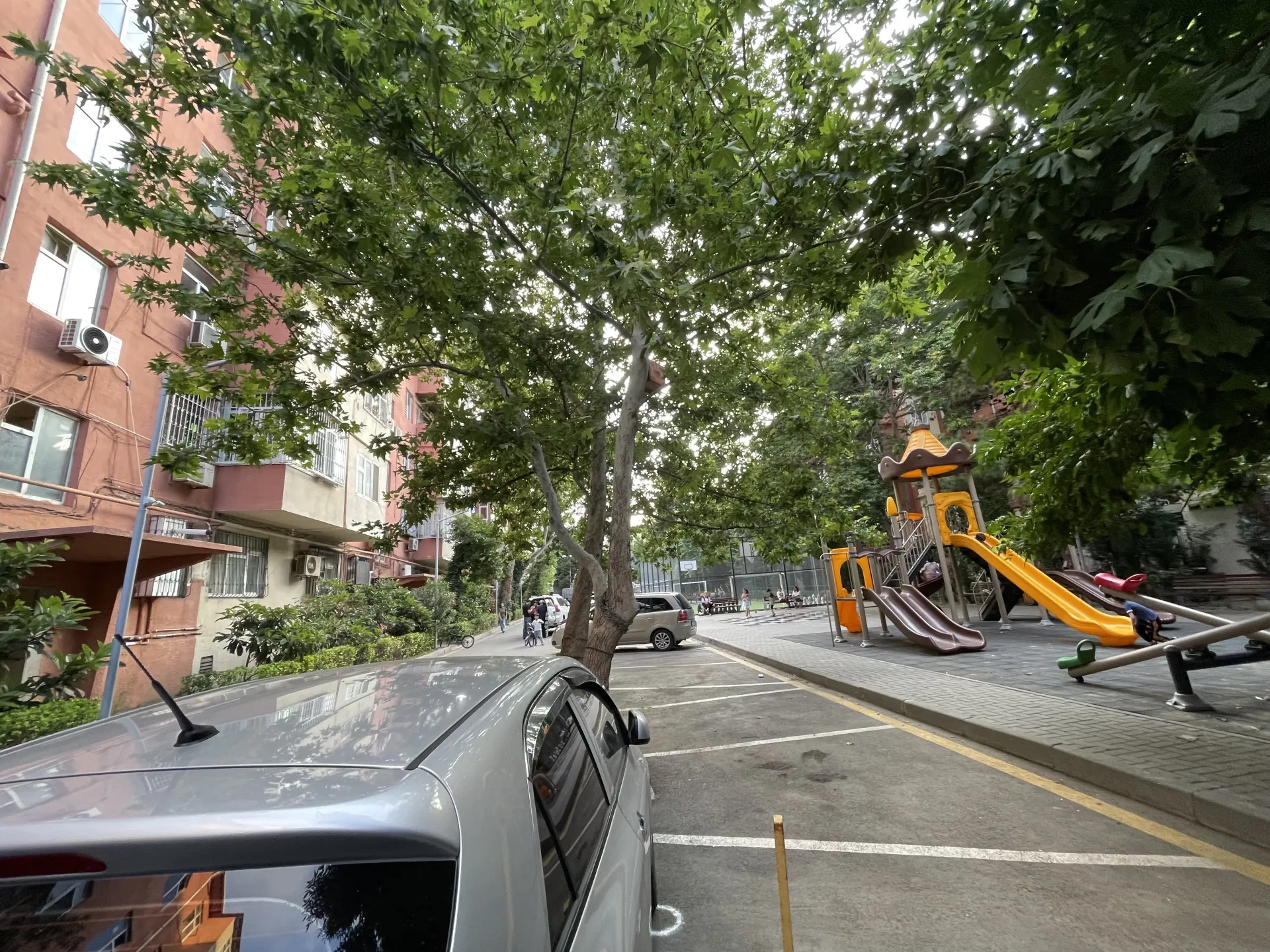 Memar Əcəmi m.st, 3 otaqlı Köhnə tikili satılır - 77 m², 5/5 mərtəbə — Mənzil, Bakı (8)