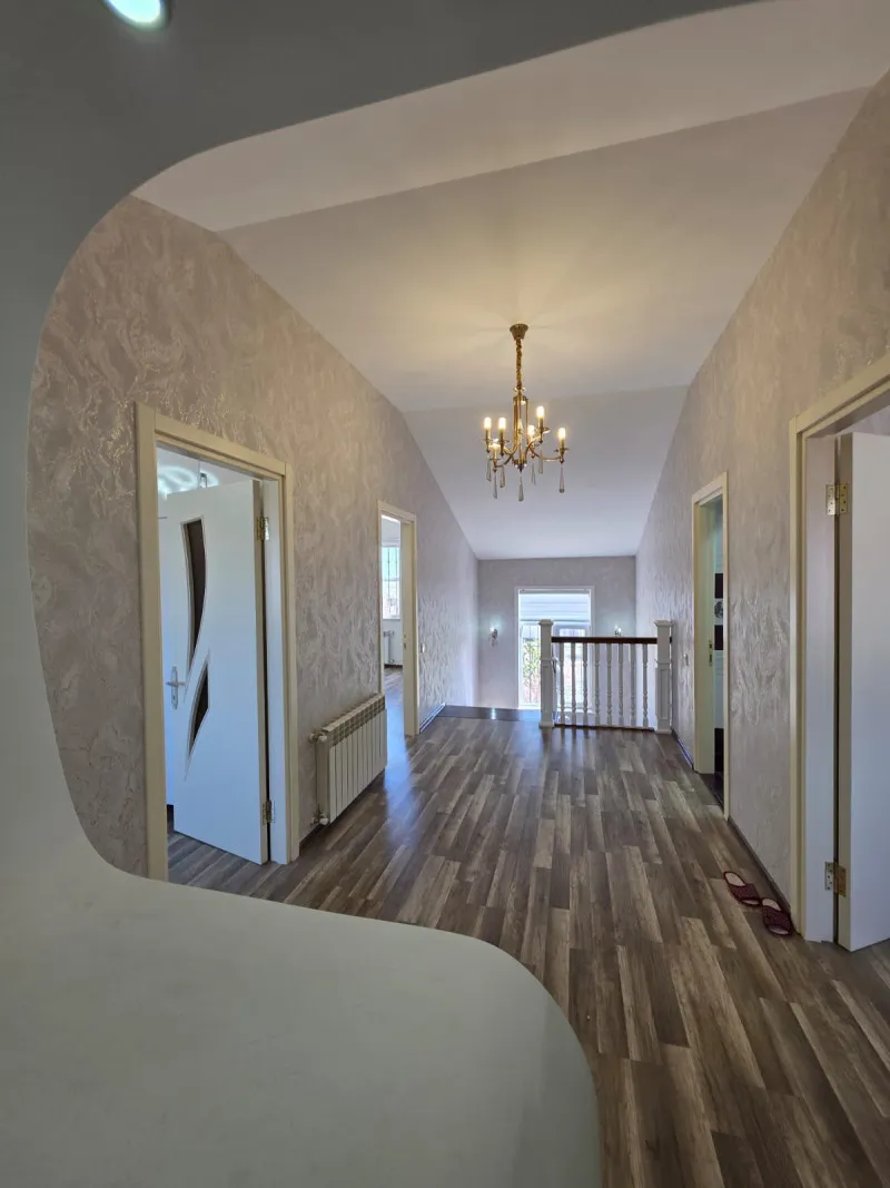 Koroğlu m.st, 5 otaqlı Həyət evi satılır - 200 m², 2 mərtəbə, 22 sot — Ev, villa, Bakı (7)