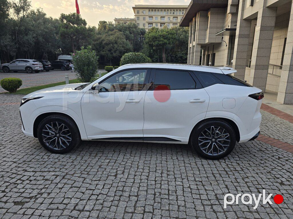 Changan Uni-Z, 1.5 L, 18.4 kWh, 2025 il, 5 145 km — Avtomobillər, Bakı (11)