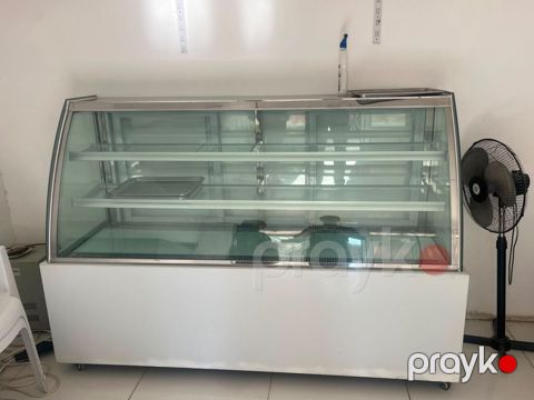 Kafe, restoran və şirniyyat mağazaları üçün ideal olan, əla vəziyyətdə — Bakı