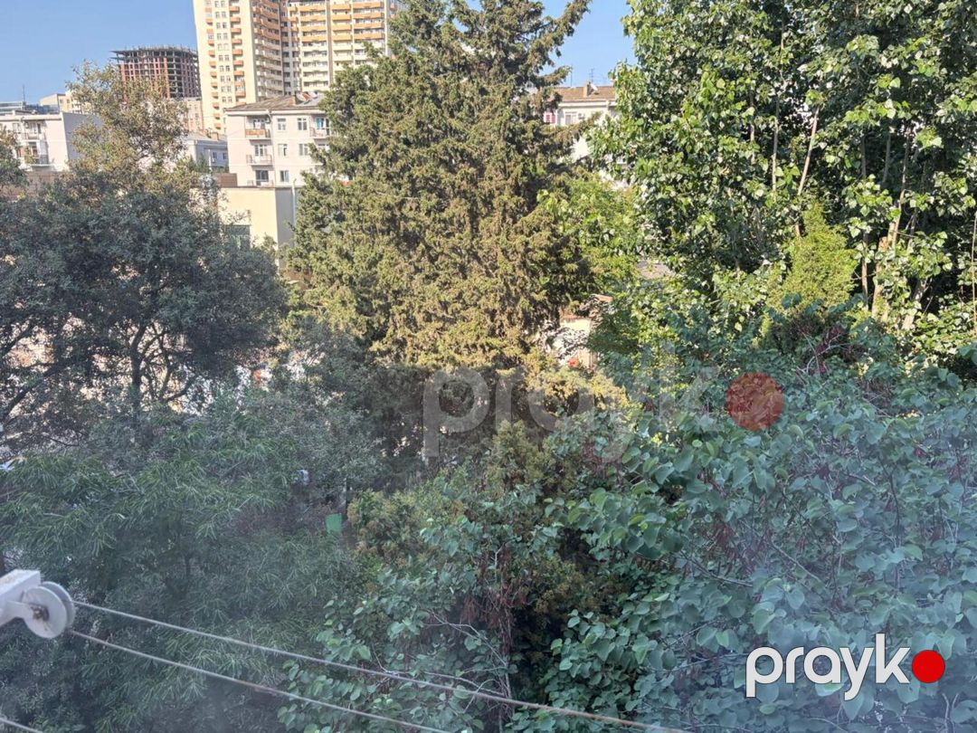 Satılır 2 otaqlı köhnə tikili 70 m² — Mənzil, Bakı (3)