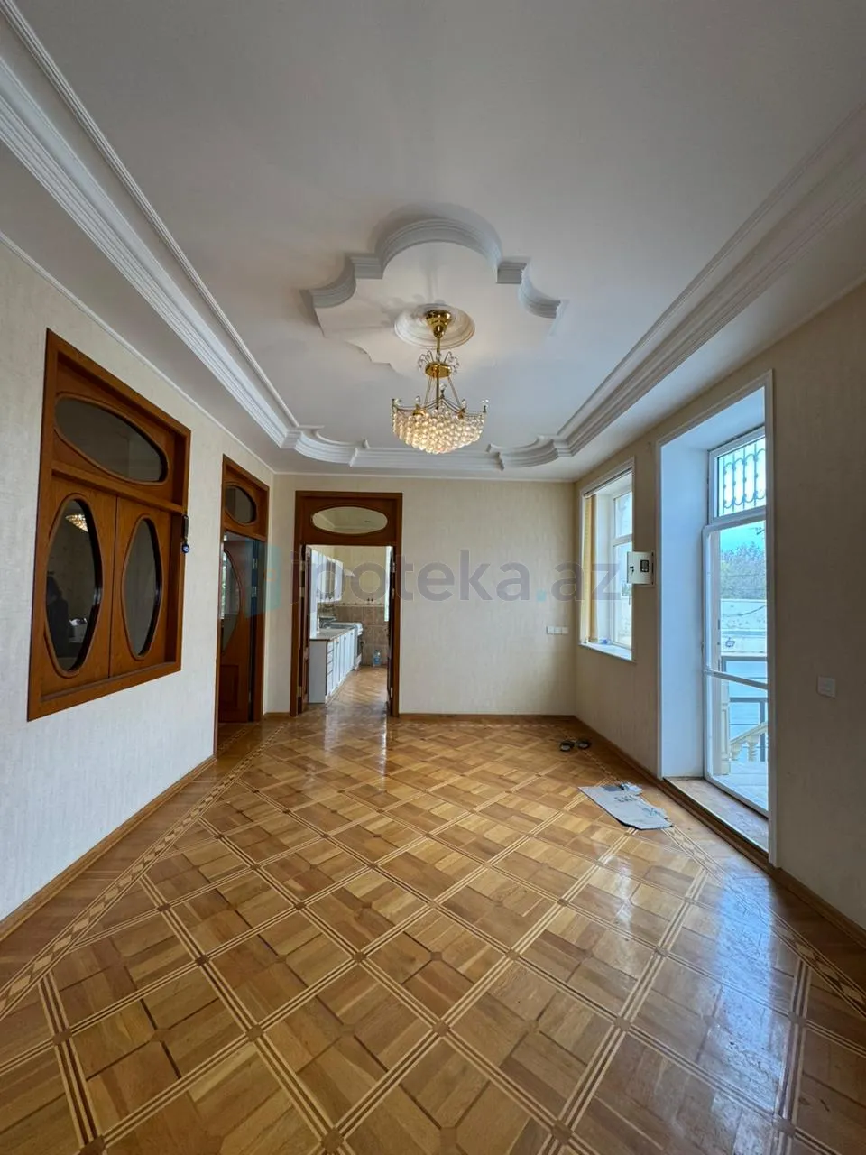 Satılır: 6 Otaq, Bağlar, Xəzər r., Şüvəlan q., 300.00 m² — Ev, villa (6)